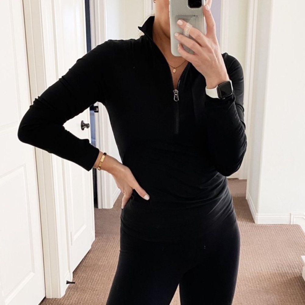 Varley Half Zip. Size Small